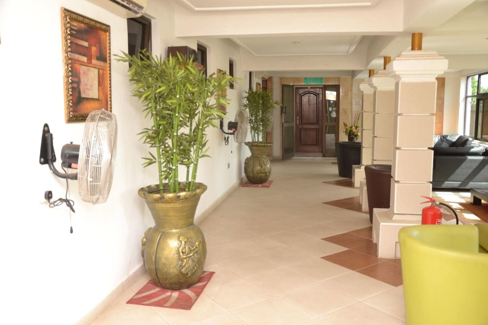 Kaysens Grande Hotel Tema Kültér fotó