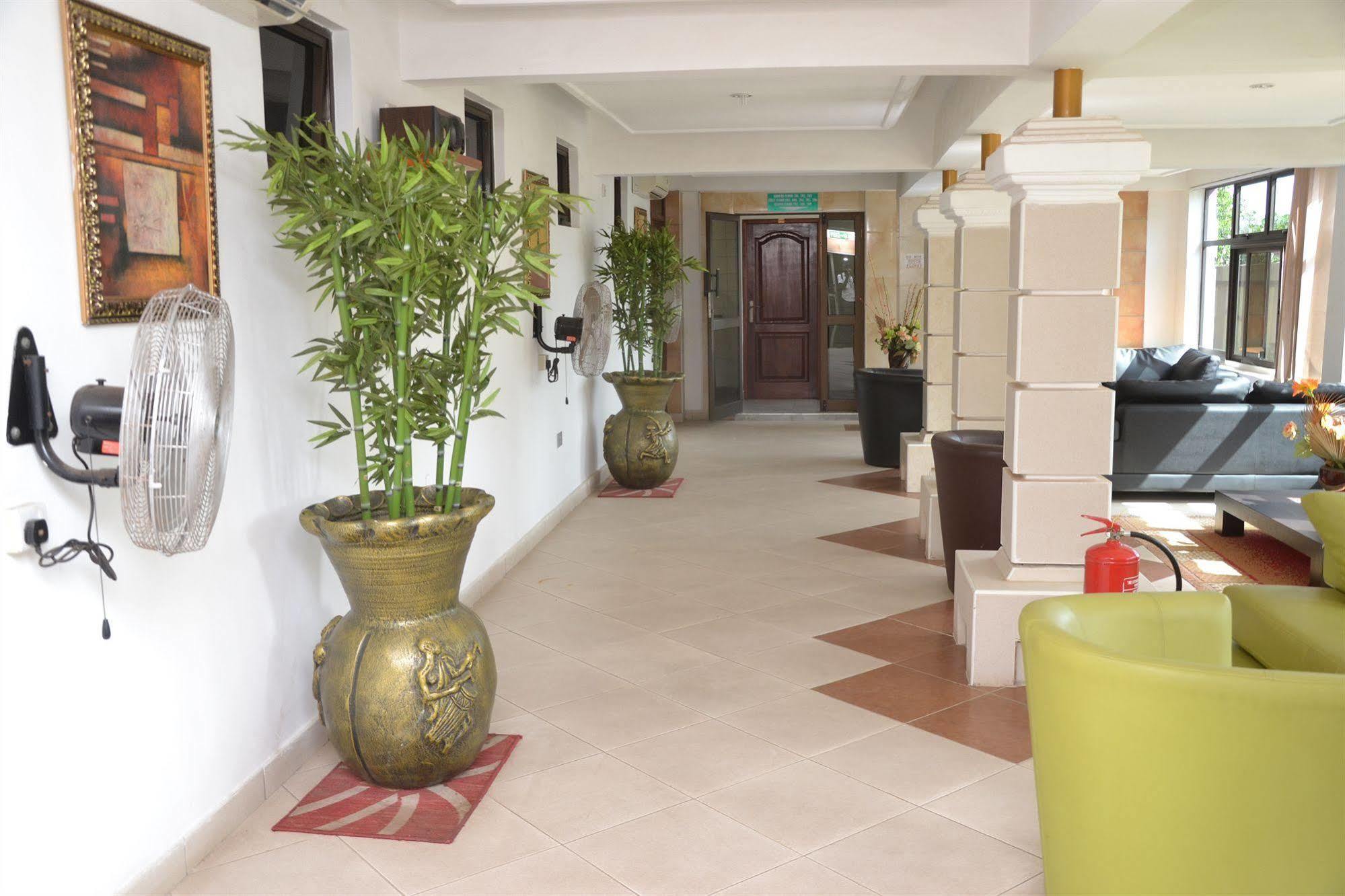 Kaysens Grande Hotel Tema Kültér fotó